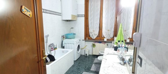 3 rooms Apartment in Fontevivo, Italy No. 228854 5
