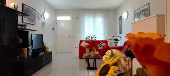 6-Zimmer Haus in Alfonsine, Italy, Nr. 31981 6