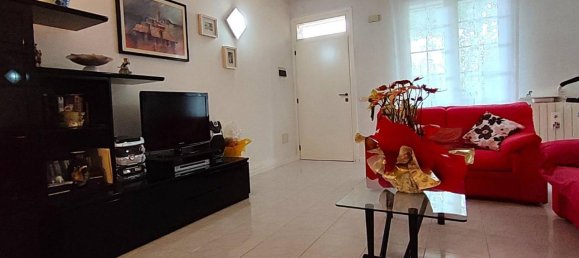 6-Zimmer Haus in Alfonsine, Italy, Nr. 31981 7