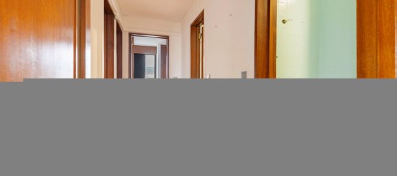 3 bedrooms Apartment in Lisbon, Portugal No. 12561 9