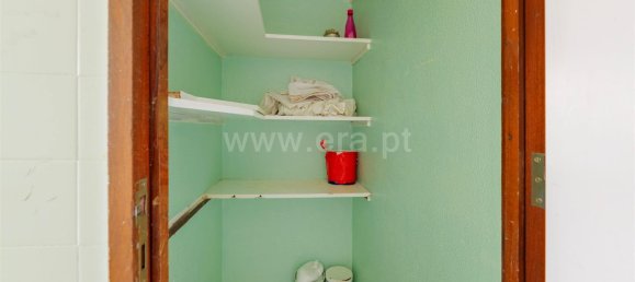 3 bedrooms Apartment in Lisbon, Portugal No. 12561 8