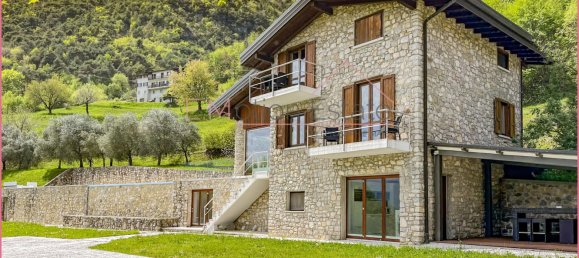 Дом с 3 спальнями в Тиньяле, Италия № 314388 3