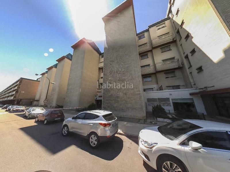 4 bedrooms Apartment in Zaragoza, Spain No. 194221