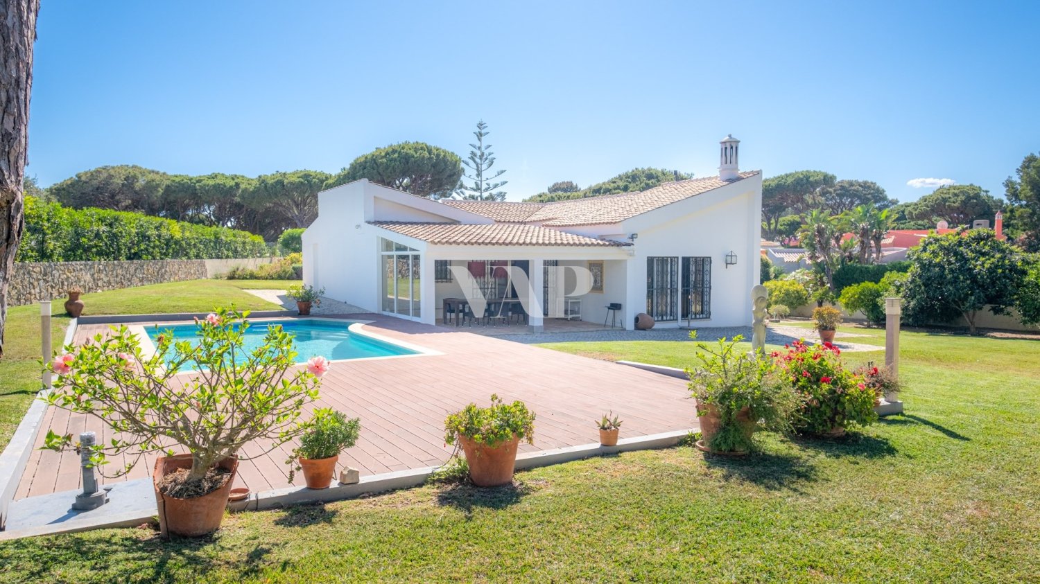 3 bedrooms Villa in Quarteira, Portugal No. 172126