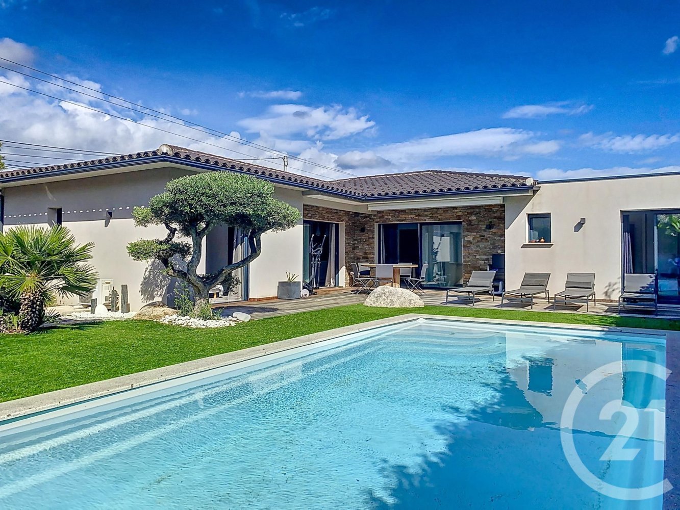 3 bedrooms Villa in Porto-Vecchio, France No. 223857