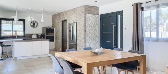 3 bedrooms Villa in Porto-Vecchio, France No. 223857 3