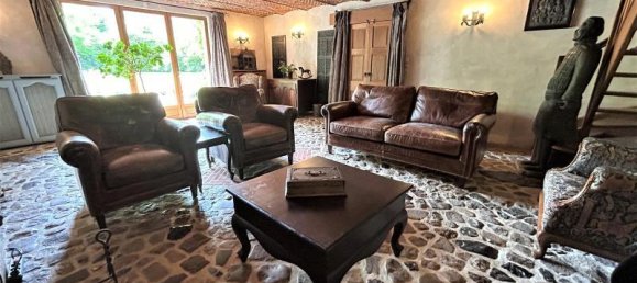 5 bedrooms House in La Longueville, France No. 86278 13