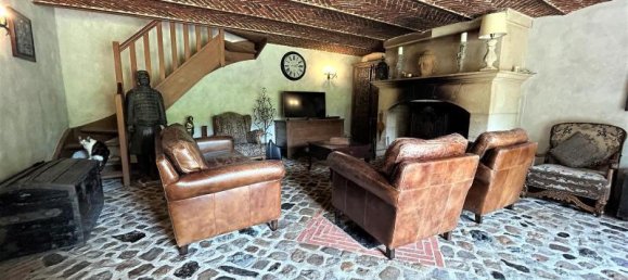 5 bedrooms House in La Longueville, France No. 86278 10