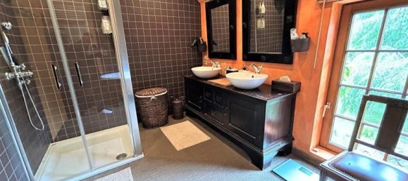 5 bedrooms House in La Longueville, France No. 86278 31