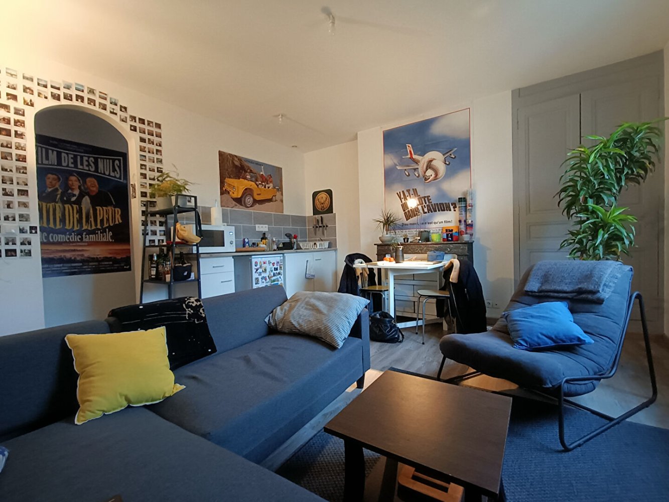 11 rooms Building in Tours, France No. 92773