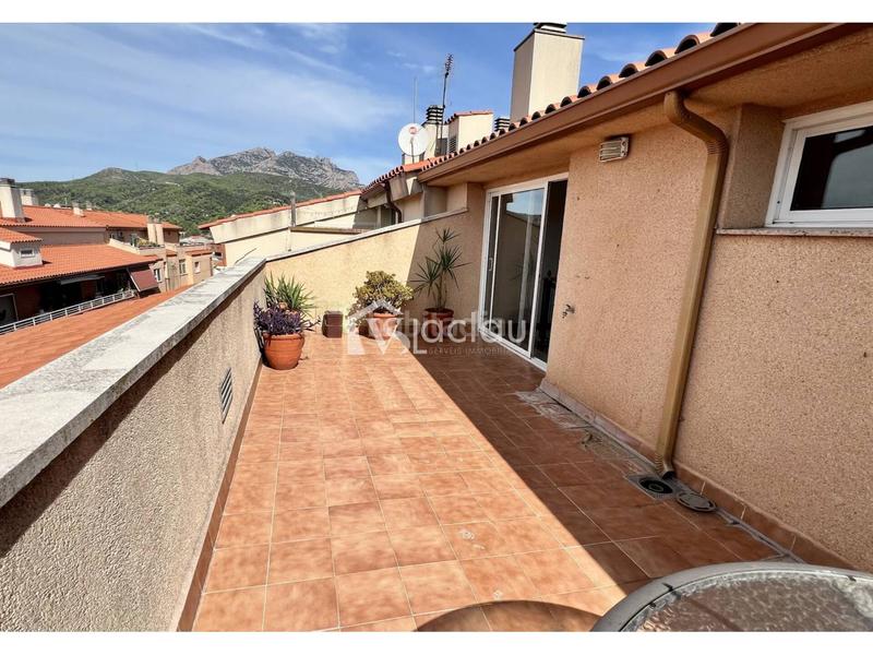 4 bedrooms Duplex in Olesa de Montserrat, Spain No. 229829