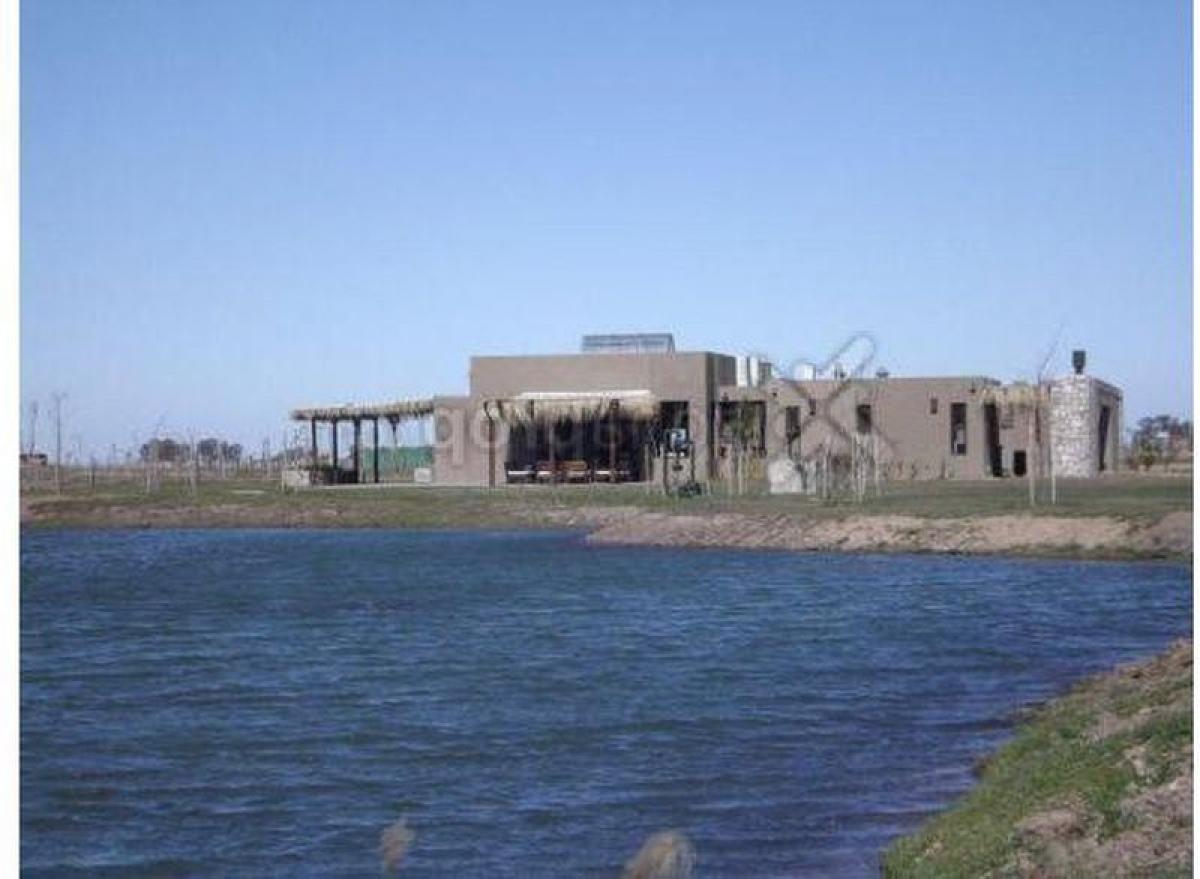 Terreno en Ezeiza, Argentina No. 116812