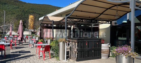 2غرفة عقار تجاري في Verona, Italy رقم 201999 18