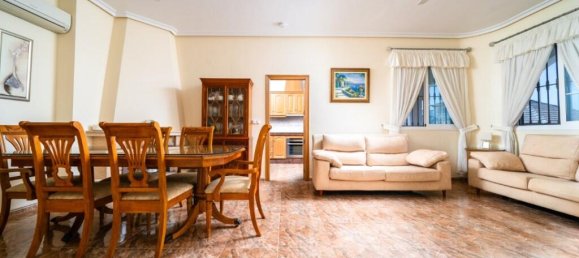 3 Schlafzimmer Villa in La Marina, Spain, Nr. 202104 11