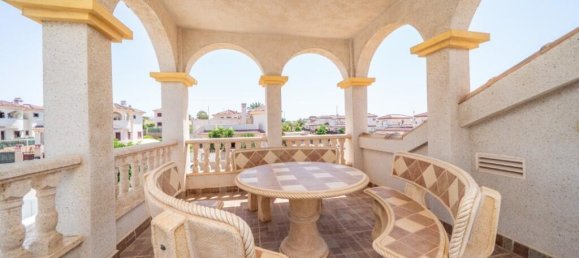 3 Schlafzimmer Villa in La Marina, Spain, Nr. 202104 36