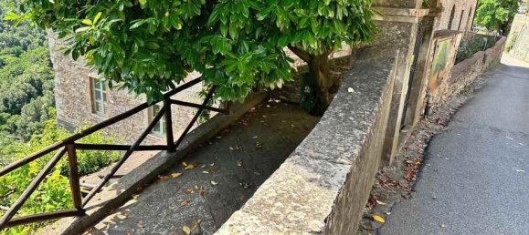 5 bedrooms House in Sassetta, Italy No. 75177 6