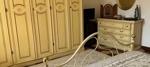 5 bedrooms House in Sassetta, Italy No. 75177 30