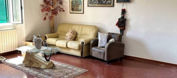 5 bedrooms House in Sassetta, Italy No. 75177 16