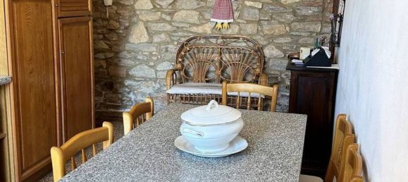 5 bedrooms House in Sassetta, Italy No. 75177 12