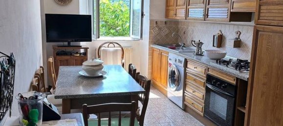 5 bedrooms House in Sassetta, Italy No. 75177 10