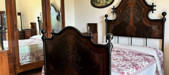 5 bedrooms House in Sassetta, Italy No. 75177 13