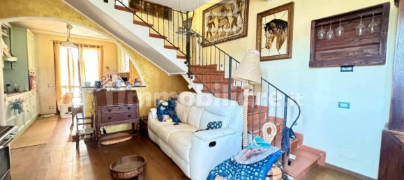 Casa de 2 dormitorios en Monsummano Terme, Italy No. 266052 3