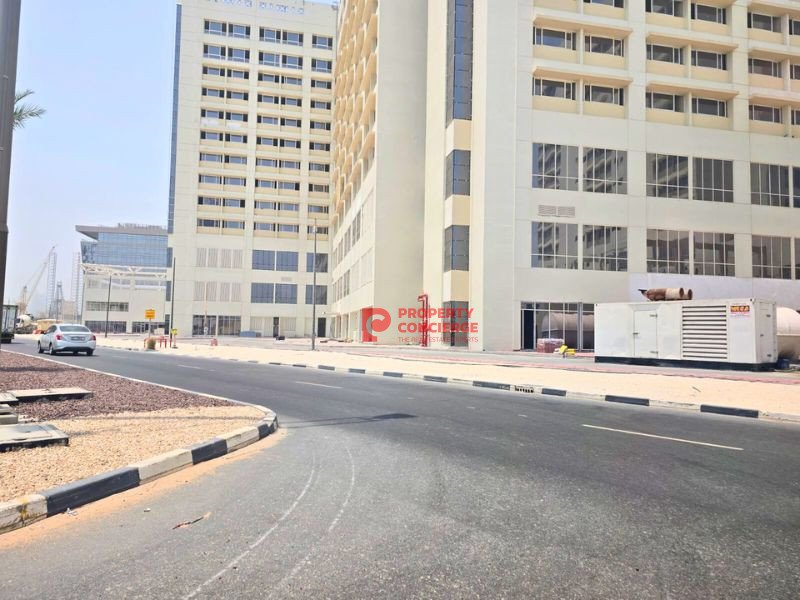 82m² Shop in Maritime City, UAE No. 42517