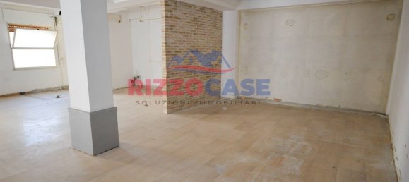 Propriété commerciale à Corigliano Rossano, Italy 140m² No. 153859 5