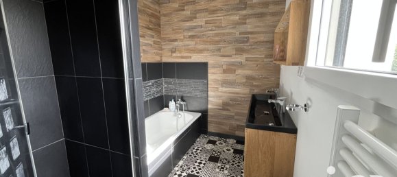 3 Schlafzimmer Haus in Javene, France, Nr. 318651 12