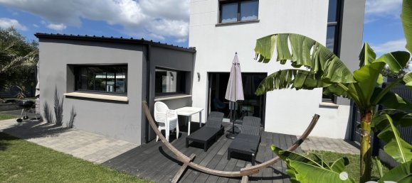 3 Schlafzimmer Haus in Javene, France, Nr. 318651 2