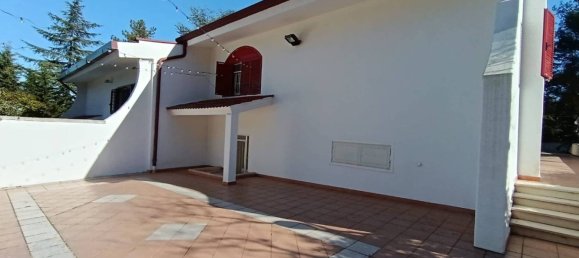 2 bedrooms Villa in Cassano delle Murge, Italy No. 220693 25