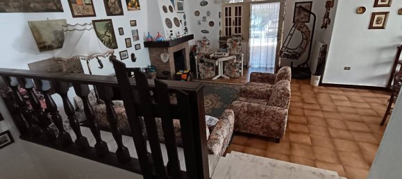 2 bedrooms Villa in Cassano delle Murge, Italy No. 220693 10