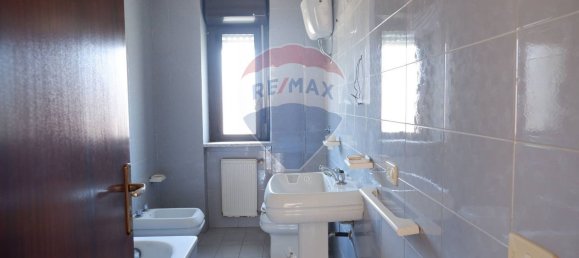 4-Zimmer Wohnung in Caserta, Italy, Nr. 293134 2