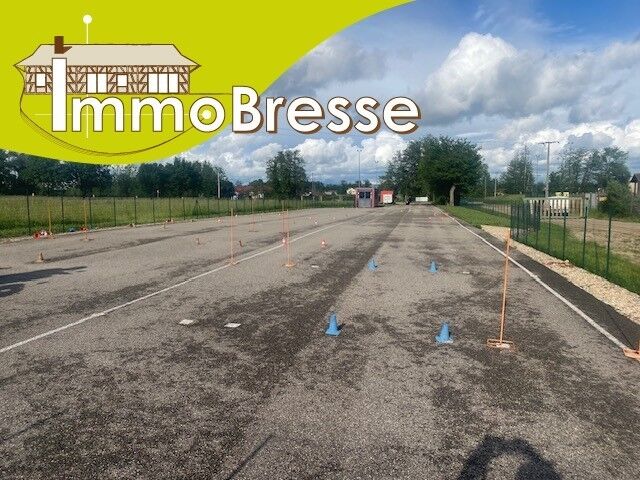 Terrain à Viriat, France No. 278068