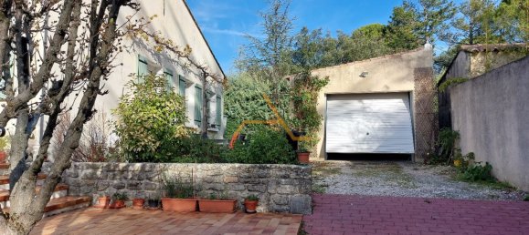 3 bedrooms Villa in Taulignan, France No. 200717 11