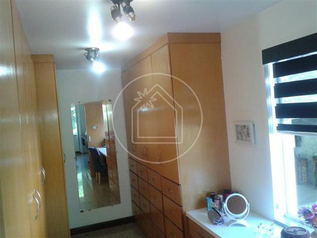 3 bedrooms House in Rio de Janeiro, Brazil No. 521701