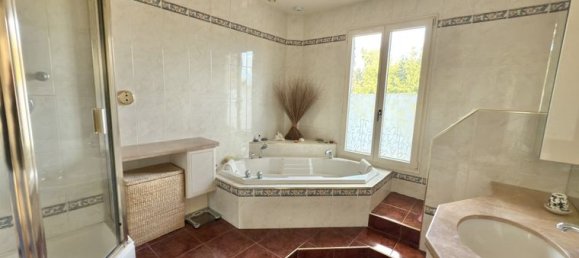 Casa T4 em Saint-Gratien, France N.º 359595 12