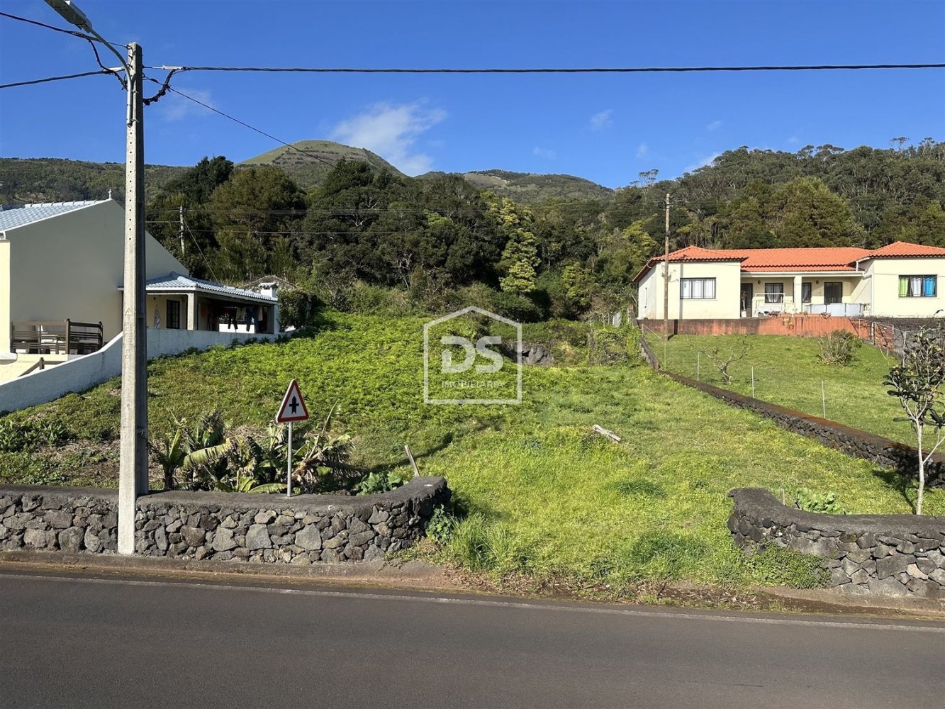  قطعة أرض في Velas, Portugal 925متر مربع رقم 88121