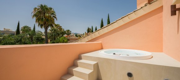 4 غرف نوم فيلا في Marbella, Spain رقم 143969 10