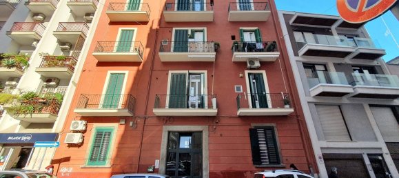 2 rooms Apartment in Bari, Italy No. 104740 4