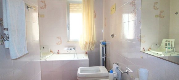 7 rooms Apartment in Ragusa, Italy No. 261357 6