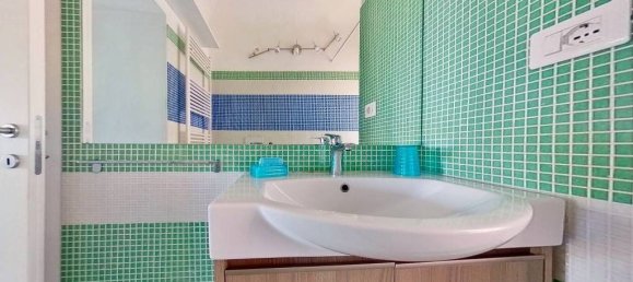 1 bedroom Apartment in Lerici, Italy No. 66622 2