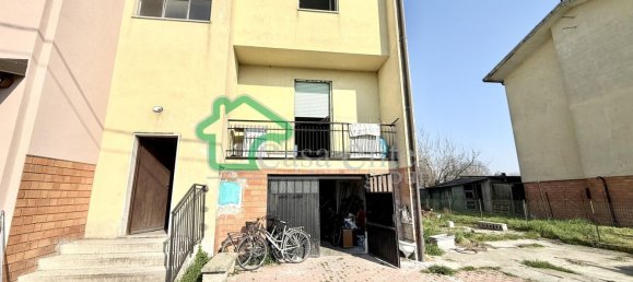 3-Zimmer Haus in Crema, Italy, Nr. 210635 4