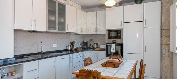 9 bedrooms Building in Vila Nova de Gaia, Portugal No. 55942 21