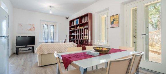 3 bedrooms Villa in Castiglione del Lago, Italy No. 328483 9