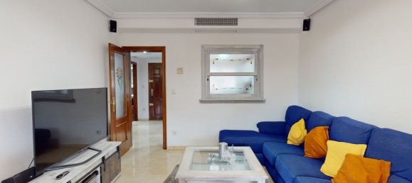 4 bedrooms House in La Nucia, Spain No. 188305 9