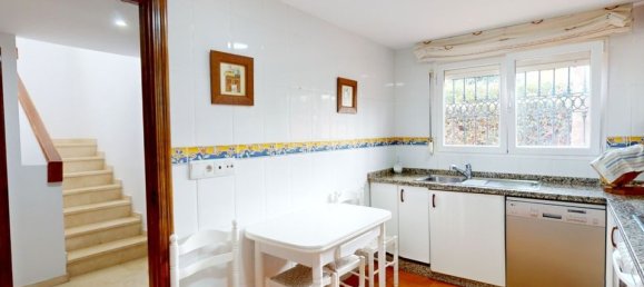 4 bedrooms House in La Nucia, Spain No. 188305 5