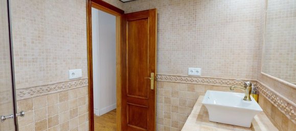 4 bedrooms House in La Nucia, Spain No. 188305 16