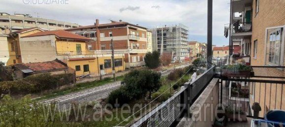 4 Schlafzimmer Wohnung in Teramo, Italy, Nr. 98349 64
