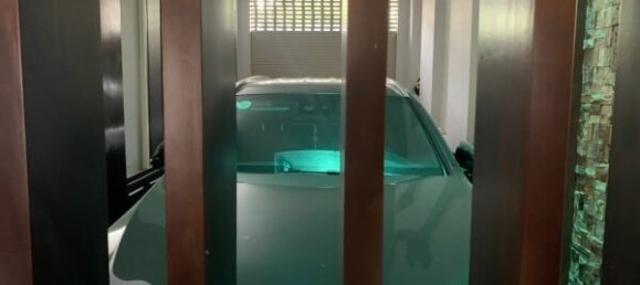 724m² Villa in District 7, Vietnam No. 7603 3